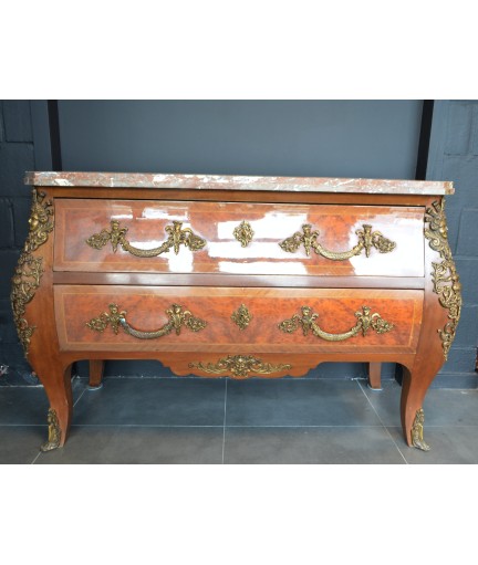 Commode tombeau bombée avec plateau en marbre 18e