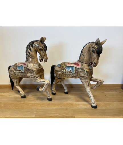 Paire de chevaux en bois décoration