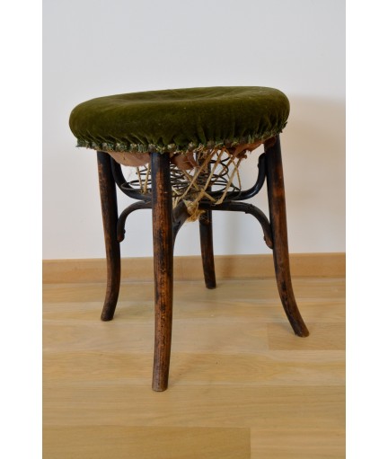 Ancien tabouret en bois courbé avec assise en tissu vert à ressort  fin 19e siècle