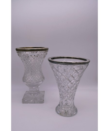 Lot de 2 vases en cristal avec bord en argent