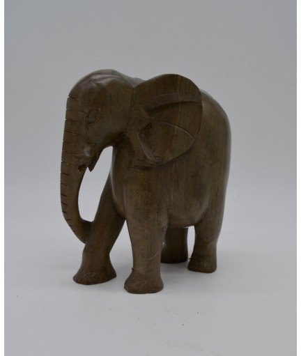 Eléphant en bois vintage