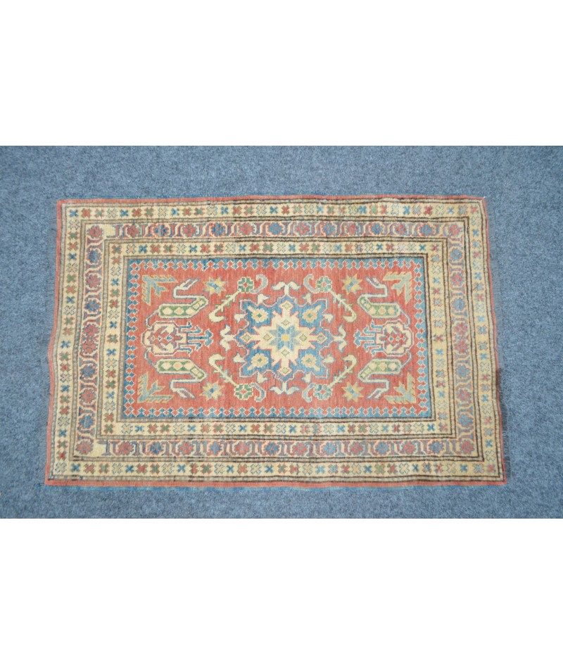 Tapis d'Orient en laine d'Origine Kazak