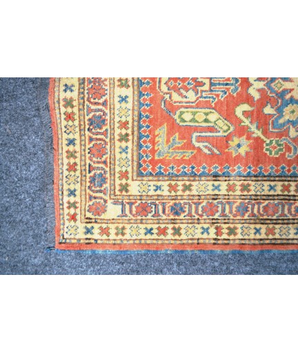 Tapis d'Orient en laine d'Origine Kazak