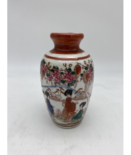 Vase miniature en porcelaine de Chine fait main