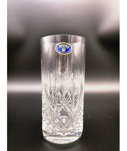 Lot de 12 verres à eau en cristal de Bohême taillé