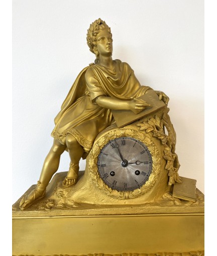 Pendule de cheminée en bronze doré, style Louis Philippe