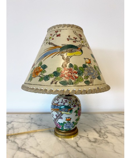 Petite lampe asiatique à décor d'oiseaux et fleuris